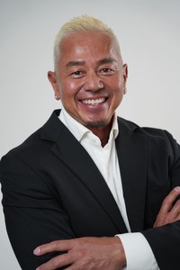 約30年ぶりに芸能活動を再開した斉藤文幸さん（提供）