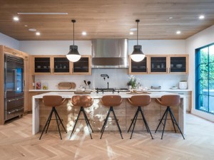 私の原点は、甘いバニラと花の匂いに包まれたホストマザーの笑顔