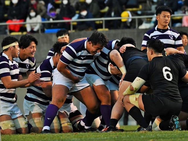 ラグビー - 帝京大学のSO高本幹也、負けない安定感あるゲームメイクで4