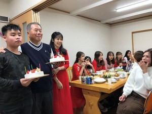 広がる技能実習生ネットワーク　佐賀の老舗靴下メーカーがベトナム人を引きつける理由