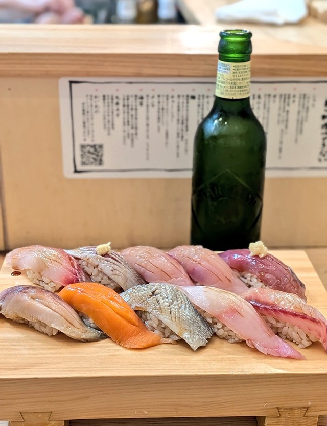 握り10貫950円だそう！（酒呑みぺこざけさん提供）