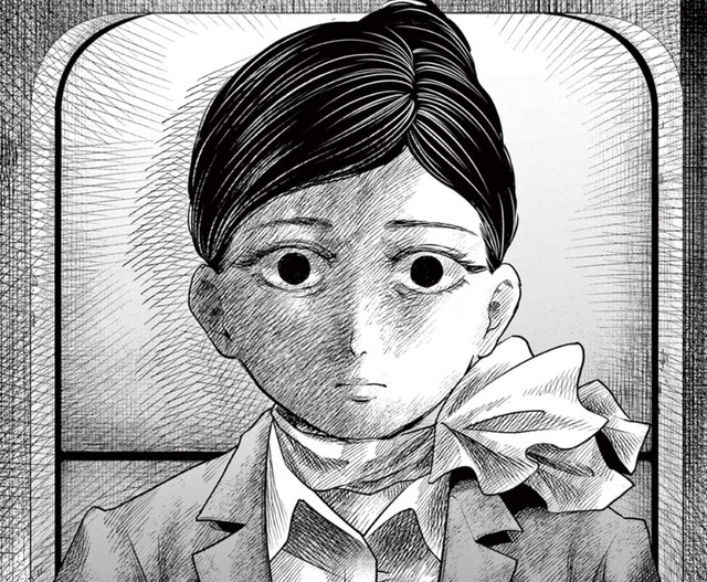 剛を凝視する不気味なキャビンアテンダント　(C)夜馬裕・外本ケンセイ／小学館