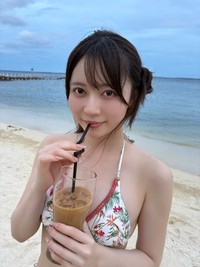 水瀬さらら1st写真集「水色の温度」さんのX（@sarara1stbook）より