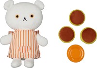 「しろくまちゃんのほっとけーき　夢のふくふくセット」に入る、ぬいぐるみとホットケーキ3枚、お皿1枚（こぐま社提供）