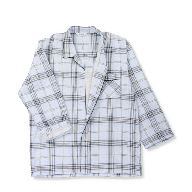 「メンズ パジャマ（ワンタッチテープ仕様・名前タグ付き）」税込み3520円（しまむらのオンラインストアから）