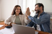 夫婦関係を再構築するには(fizkes/stock.adobe.com)