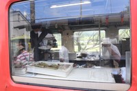いすみ鉄道の「レストラン列車」の様子