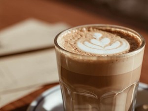 男性担任は言った。「俺は女子高生が好きで高校教師になったんじゃない」