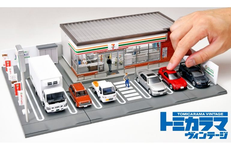 再現度がすごい！ 【トミカラマ ヴィンテージ】セブン-イレブン店舗が