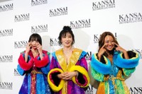　「ＫＡＮＳＡＩ　ＣＯＬＬＥＣＴＩＯＮ　２０２３　Ｓ／Ｓ」に出演した（左から）岡田紗佳、熊田曜子、白波瀬海来