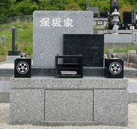 木工技術の木組みを思わせるデザインの入賞作