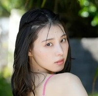 相楽伊織デジタル写真集『Beside Seaside』