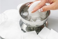 コットンと氷水さえあれば、手軽に始められる