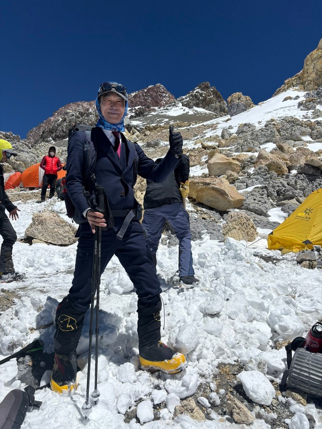 アタックキャンプであるプラザ・コレラに到着／さだ社長｜佐田展隆　公式X