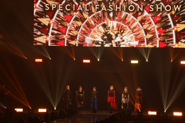 CANDY TUNE SPECIAL FASHION SHOWの様子(撮影:つなかん)