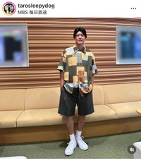 駿河太郎（@tarosleepydog）さんのインスタグラムより