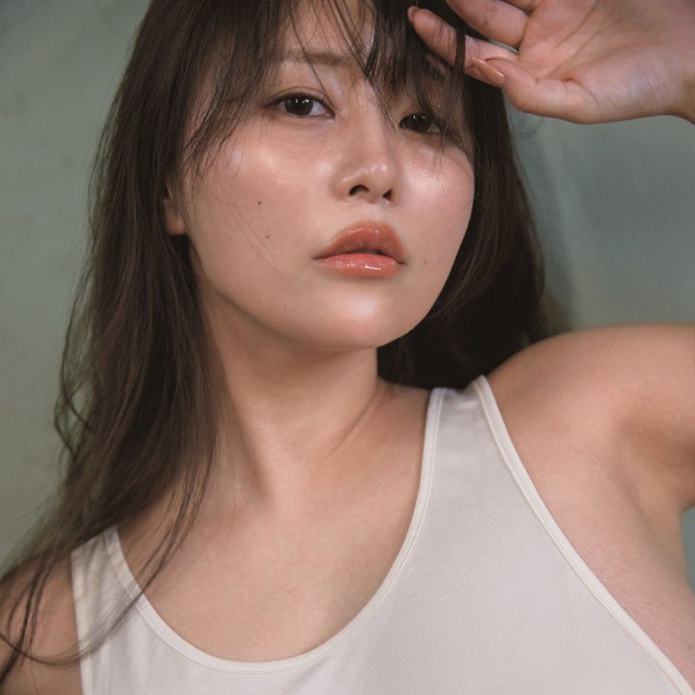 井口裕香写真集「cappuccino」©集英社／三宮幹史