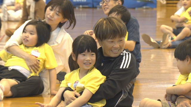 楽しく体験して運動能力を向上　宮間あやさんら指導　岡山