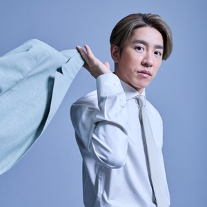 SUPER EIGHT 村上信五が導き出した、心を軽くする“半分”の美学。