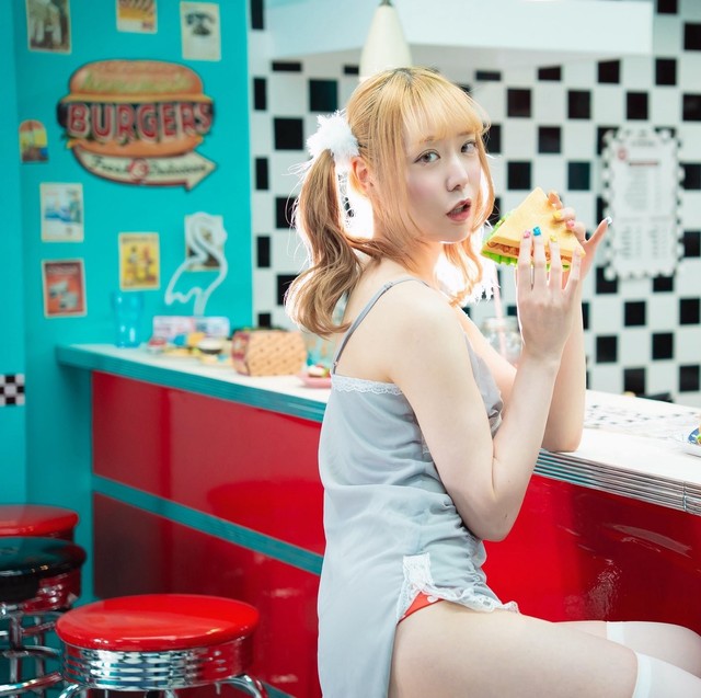 元セクシー女優のフリーライター・たかなし亜妖