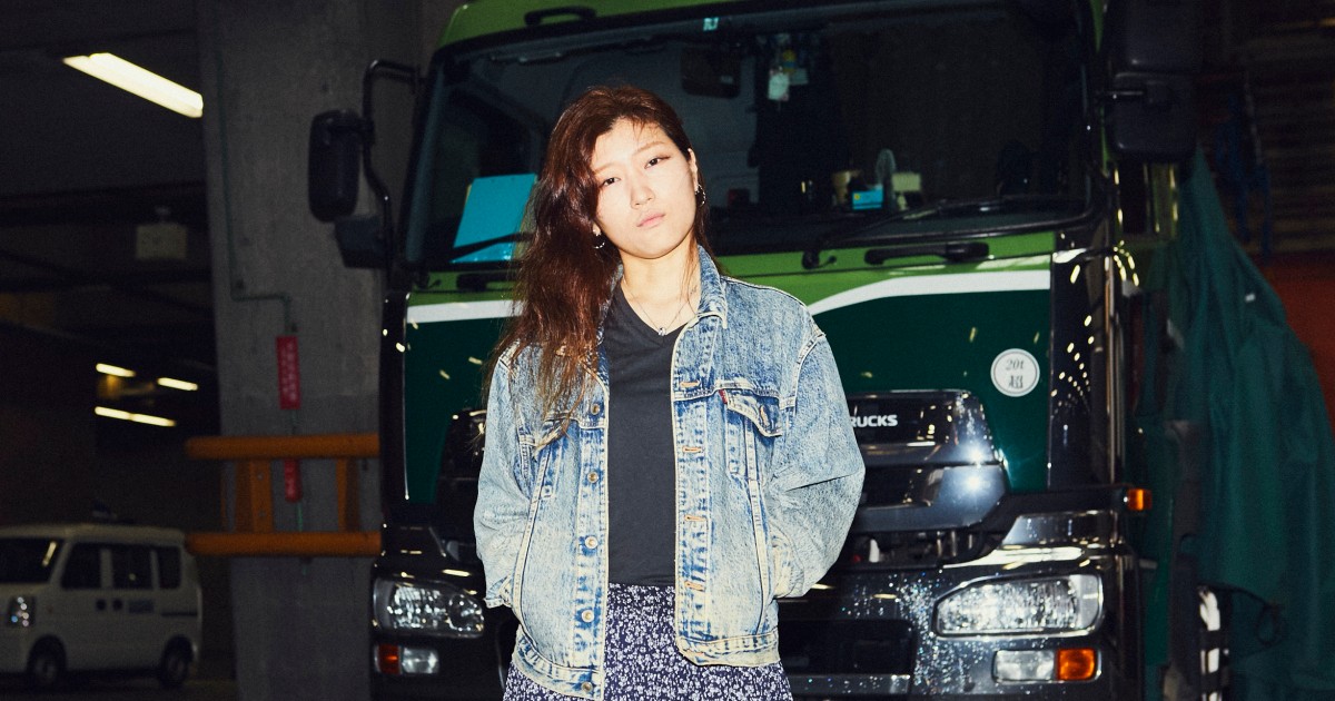 ヒコロヒーの妄想小説「彼氏の女友達への感情。嫉妬なんて言葉では片付けられない」 かがみよかがみ