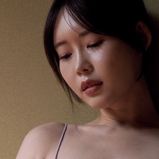 白川愛梨（撮影／中山雅文　ヘアメイク／花房みなみ　スタイリング／毛塚由恵）