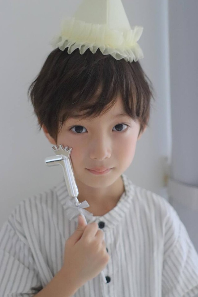 カメラを向けるとこの表情！将来はなにわ男子？／投稿主さん提供