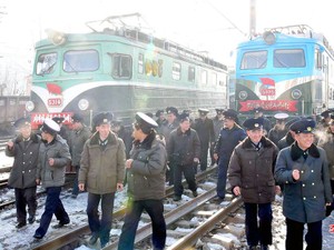 北朝鮮の車窓から　「スピード出せない」「先頭車両がなぜか消える」独特の鉄道事情