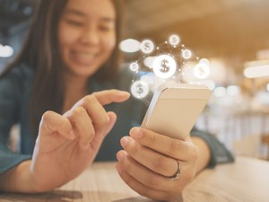 「高くて遅い」国際送金はブロックチェーンで変わる