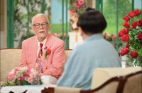 「徹子の部屋」    黒柳徹子(右)、マイク眞木＝テレビ朝日提供