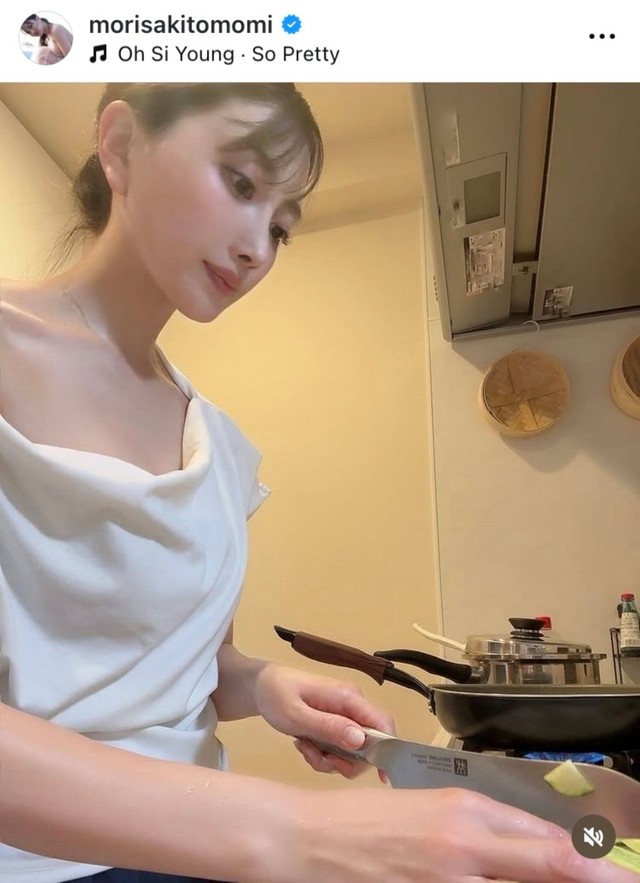 森咲智美インスタグラム(@morisakitomomi)より