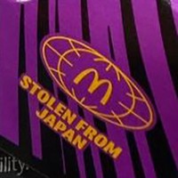 「STOLEN FROM JAPAN（日本からパクった）」ナゲットとは…／みえこさん（@mieko.kosodate）提供＝画像をトリミングしています