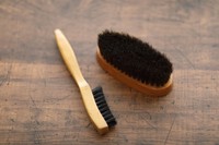 靴用ブラシも活用しましょう※画像はイメージです（ktktmik/stock.adobe.com）
