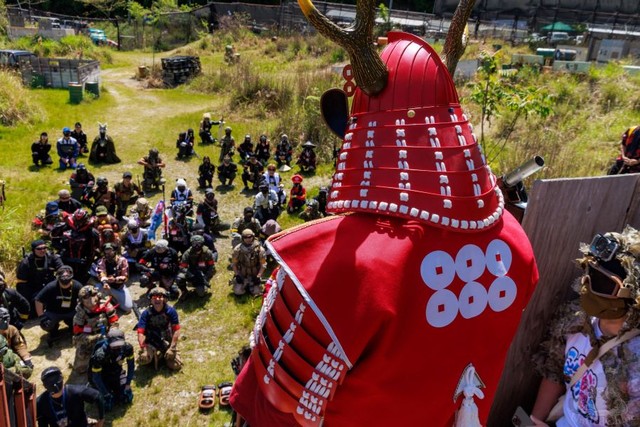 甲冑装備でイベントに参加している風景。 ※ソロミツさん提供