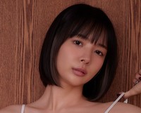 岡田紗佳 SPA!デジタル写真集「美脚輪舞曲」（扶桑社）より＝提供：週刊SPA!編集部 撮影：彦坂栄治 ヘアメイク：高野雄一 スタイリング：筒井葉子