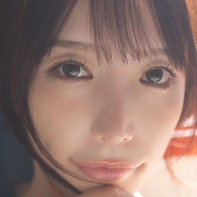 清水あいり／提供：週刊SPA!編集部　撮影／藤本和典　スタイリング／筒井葉子(PEACEMONKEY)　ヘアメイク／横山雷志郎(Yolken)