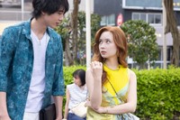 「クレヨンしんちゃん」の実写化CMに登場した畑芽育　(C)臼井儀人／双葉社・シンエイ・テレビ朝日・ADK