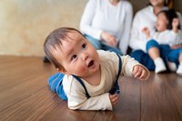 正面から、子どもの目線の高さまでおりてみよう（提供：サモアの風フォトスタジオ）