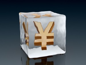 亡き夫の口座を解約・名義変更できない…預貯金の仮払い制度をどう使う？