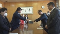 要望書提出　岡山市役所　13日