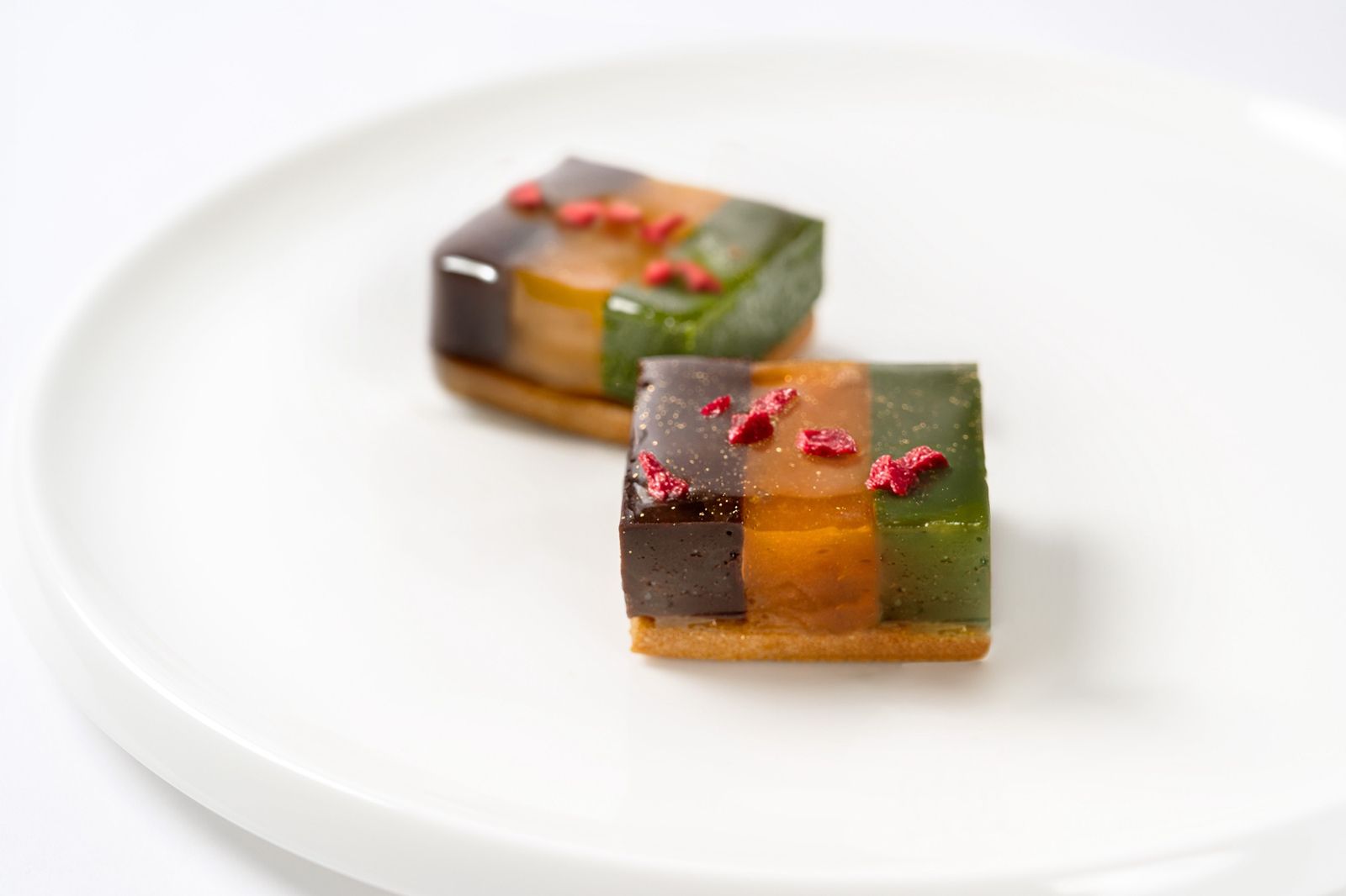 チョコレートテリーヌ-柿のパートドフリュイ-抹茶テリーヌ-ⒸSHOCHIKU必ずつけてください