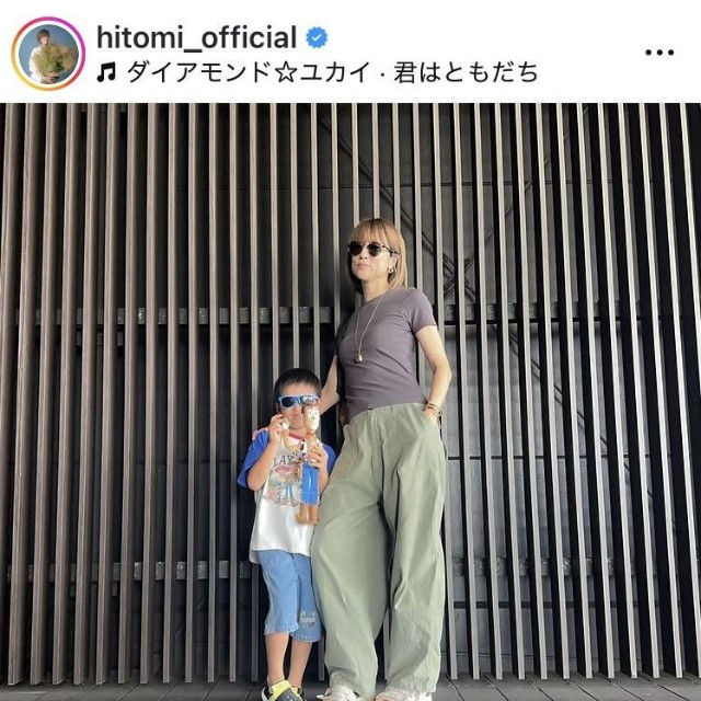 hitomiのインスタグラム＠hitomi_officialより