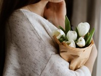 大きい胸がコンプレックス。でも隠そうとする自分も好きでありたい