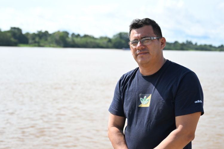 ペルー北東部ミラフローレス集落のリーダー、ネイセル・コラルさん