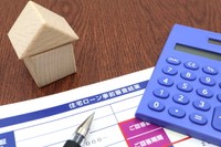 住宅ローン利用予定の9割以上「住宅ローンを払いきれるか不安」　※画像はイメージです（umaruchan4678/stock.adobe.com）
