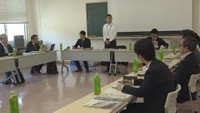 真庭高校で開かれたプロジェクトチームの初会合　5月1日