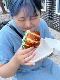 今年5月には、「朝ごはん」と題してモリモリ食べる様子を投稿していました（阿波みなみ公式Xより）
