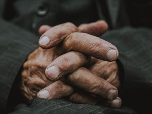 「いいピアノだったね」。急な雨の日、初めて祖父が迎えにきてくれた