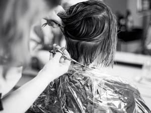 彼がかけた「かわいい」の呪い。別れた後、反抗するように髪を切った