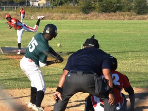 代表チーム率いる甲子園出場校の監督も　東京五輪の野球アフリカ予選